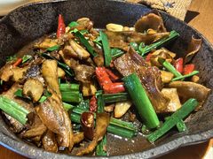 -云海肴·汽锅鸡·云南代表菜(天山百盛优客店)