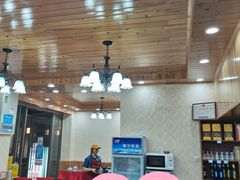 大堂-乡土特色.冷锅鱼.牦牛肉汤锅