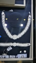 -凤凰县苗族银饰锻制技艺传习所