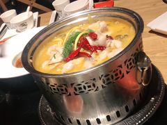 -吴越荣记苏州菜·松鼠桂鱼100%活鱼现做(斜塘老街店)