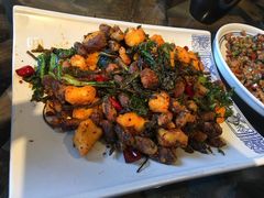 -云海肴·汽锅鸡·云南菜(天山百盛优客店)