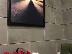 -愉肴麻辣香锅(中山路店)