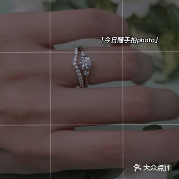 之前听小姐妹说过这个品牌，在苏州中心逛街时候无意中看