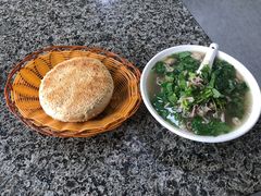 羊杂汤-清真喜兰老丁羊汤特色小吃