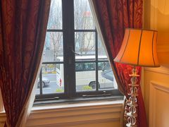 -Salon de Ville浦江汇(上海外滩华尔道夫酒店店)