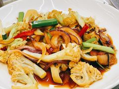 有机花菜炒腊味-渝信川菜(南滨店)