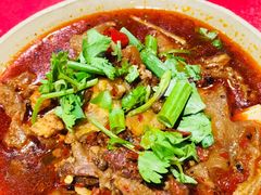 -谢老五跷脚牛肉·非遗传承店
