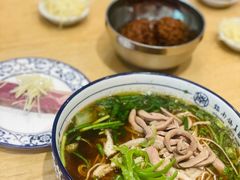 -镇南锅盖面馆(解放路店)