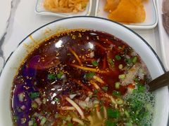 -伊穆祥牛肉面总店·清真