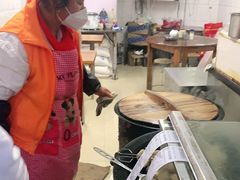 -黄阿姨锅贴大王(万航渡路店)