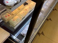 -红宝石·鲜奶小方·海派西点房(长阳店)