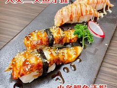 三文鱼原鲜手握-仙隐小鹿中华料理(南宁万象城店)