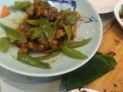 -李家猪蹄融合菜馆(河松街店)