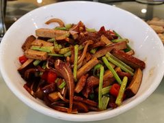 -鑫皇朝酒店(建设一路店)