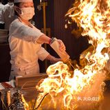 感受烟火气十足的花式铁板烧表演🔥