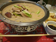 -吴记酱骨炖菜馆(西大直街店)