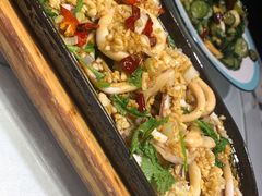 蒜香鱿鱼-小螺号海鲜·地道鲁菜(泉城广场店)