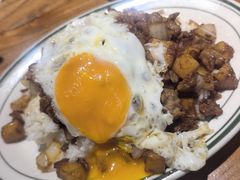 亁免治牛肉飯-小泉居(水坑尾店 )