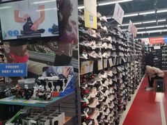 -迪卡侬(烟台万达店)