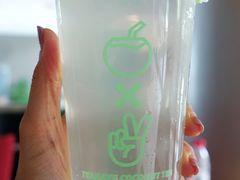 椰椰水成双-茶大椰·椰子茶(星悦荟店)