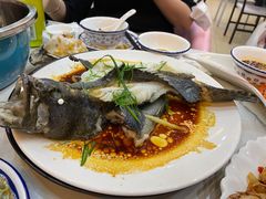 -覃记海鲜美食餐厅