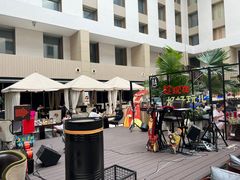 -朗丽兹自助餐厅