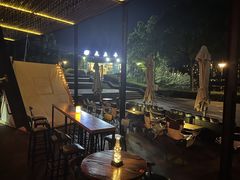 -饮湖威士忌鸡尾酒吧