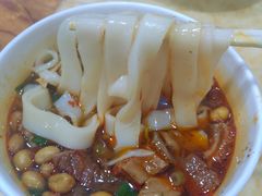 -覃肥叔桂林米粉(粮道街店)