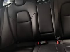 -TESLA 特斯拉(郑州正弘城体验店)