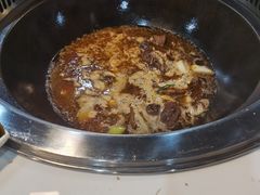 -哈尔滨烧烤·山河村铁锅炖(交大店)