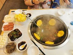 -鲁员外地锅鸡地锅鱼(古墩路店)