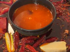 -黄潇洒老火锅(九眼桥宏济巷店)