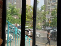 -爱丽优甜ellyelly