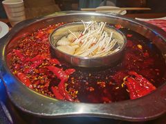 -锅首鲜品火锅(鸳鸯店)