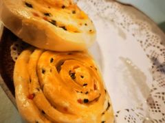 香煎葱油饼-东江渔村·古典园林·30年粤菜老字号(太和店)