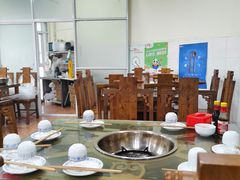 大堂-佘记全家福芋儿鸡(向阳街总店)