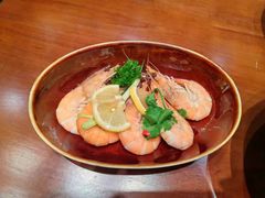 -8PINTS八品脱·日料·烧鸟·精酿小酒馆(莘庄店)