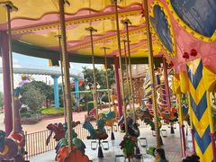 -七彩云南欢乐世界