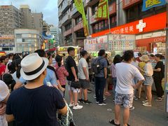-六合夜市