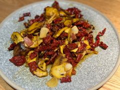 -一朵菌·野生菌探索家火锅(南亚店)