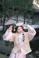 -一揽芳华汉服旗袍体验馆(拙政园店)