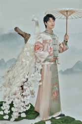 -易摄影婚纱摄影工作室