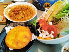 -享月汤皇·海鲜小火锅·聚会(曲江创意谷店)