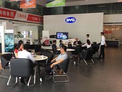 -弘仁宝佳比亚迪4S店(宝山旗舰店)