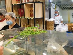 -闫家驴肉老店(华电一校店)