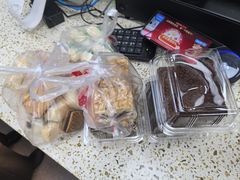 -爱德顺糕点食屋(利民道店)