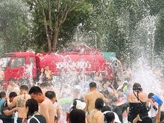 -欢乐水魔方水世界