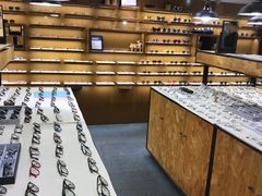 -罗伯特眼镜·蔡司官方授权(罗湖国贸店)