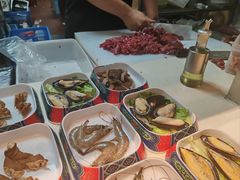 -牛里牛气· 榴莲海鲜鲜牛肉自助火锅·烤肉(横岗店)