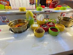 -卤小弄热卤转转小火锅